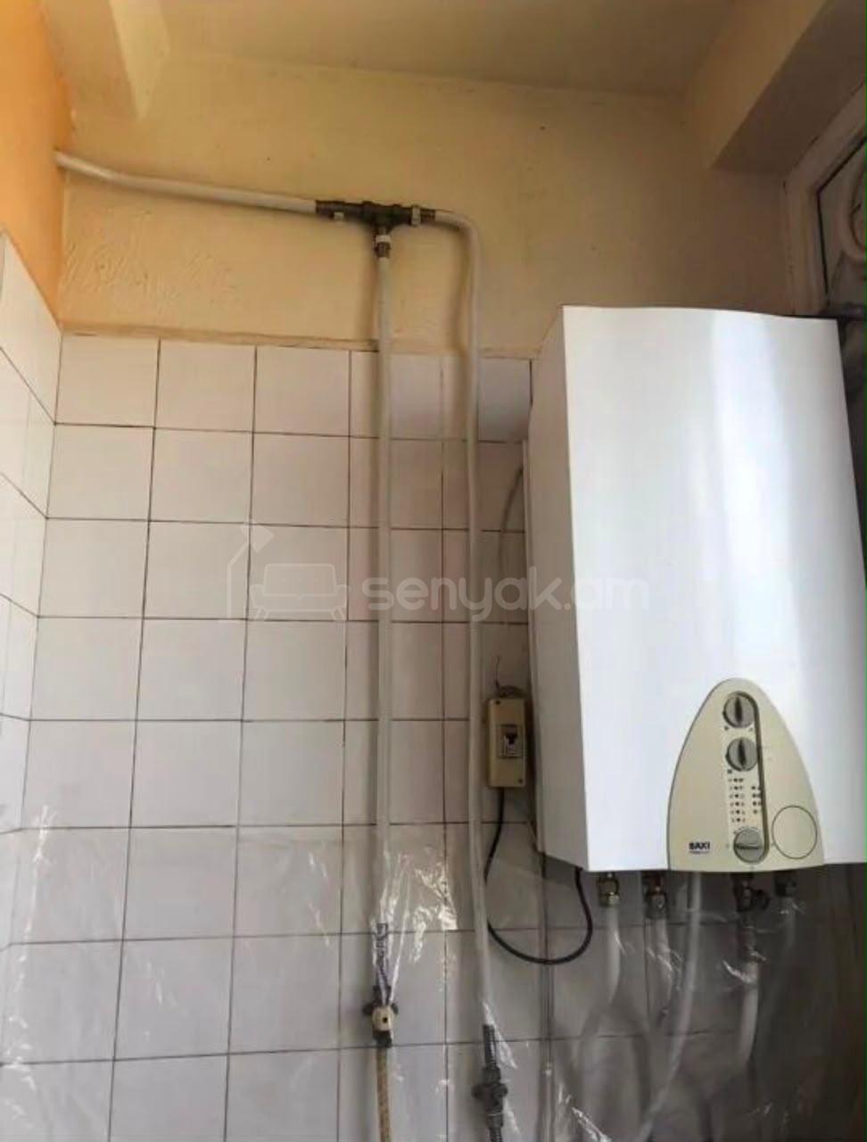 3 Սենյականոց Բնակարան, 80քմ, 4/9 հարկ, Նորմալ Վիճակում, Կահավորված