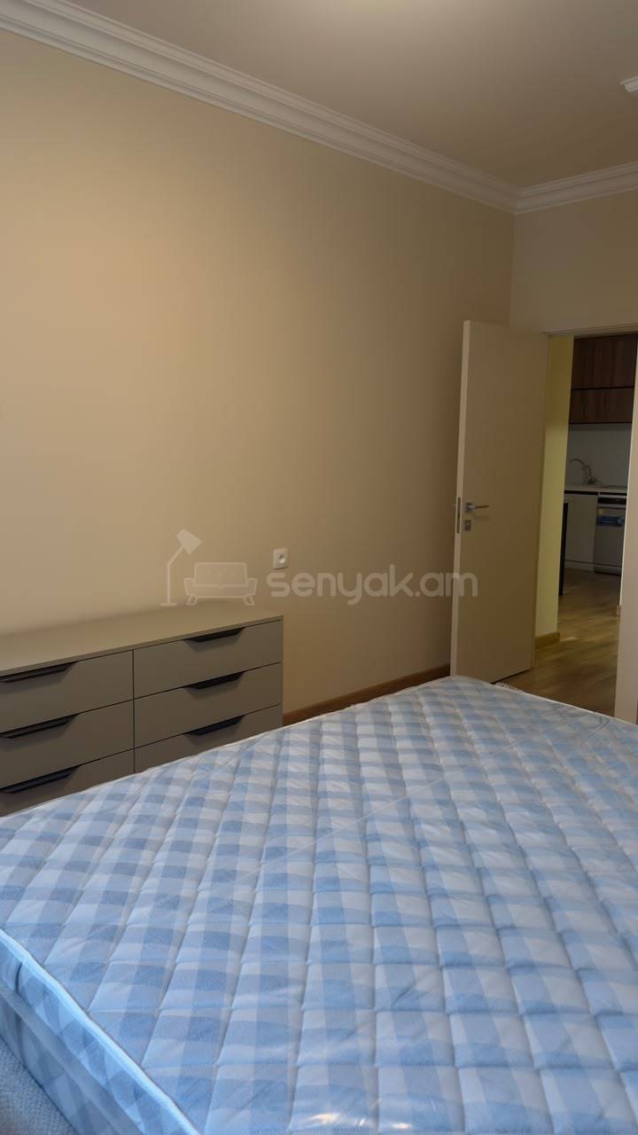 2 Սենյականոց Բնակարան Նորակառույցում, 55քմ, 8/12 հարկ, Դիզայներական Վերանորոգված, Կահավորված