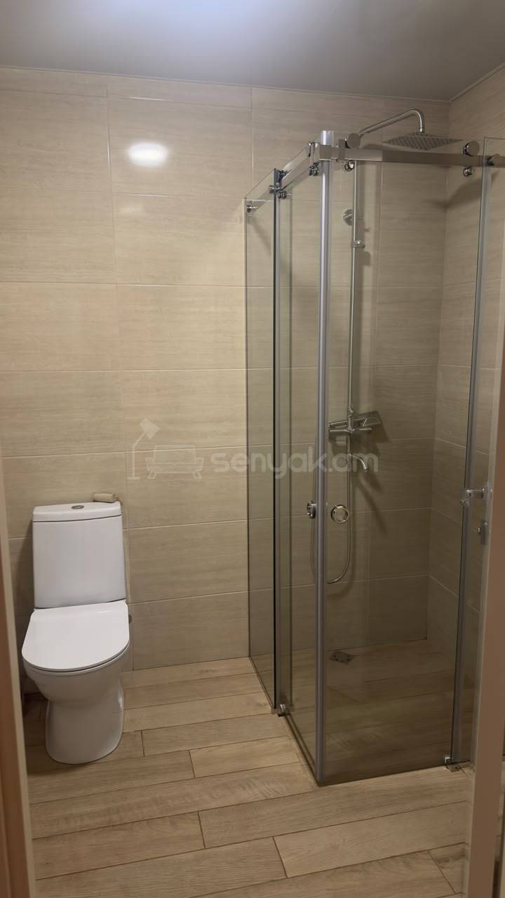 2 Սենյականոց Բնակարան Նորակառույցում, 55քմ, 8/12 հարկ, Դիզայներական Վերանորոգված, Կահավորված