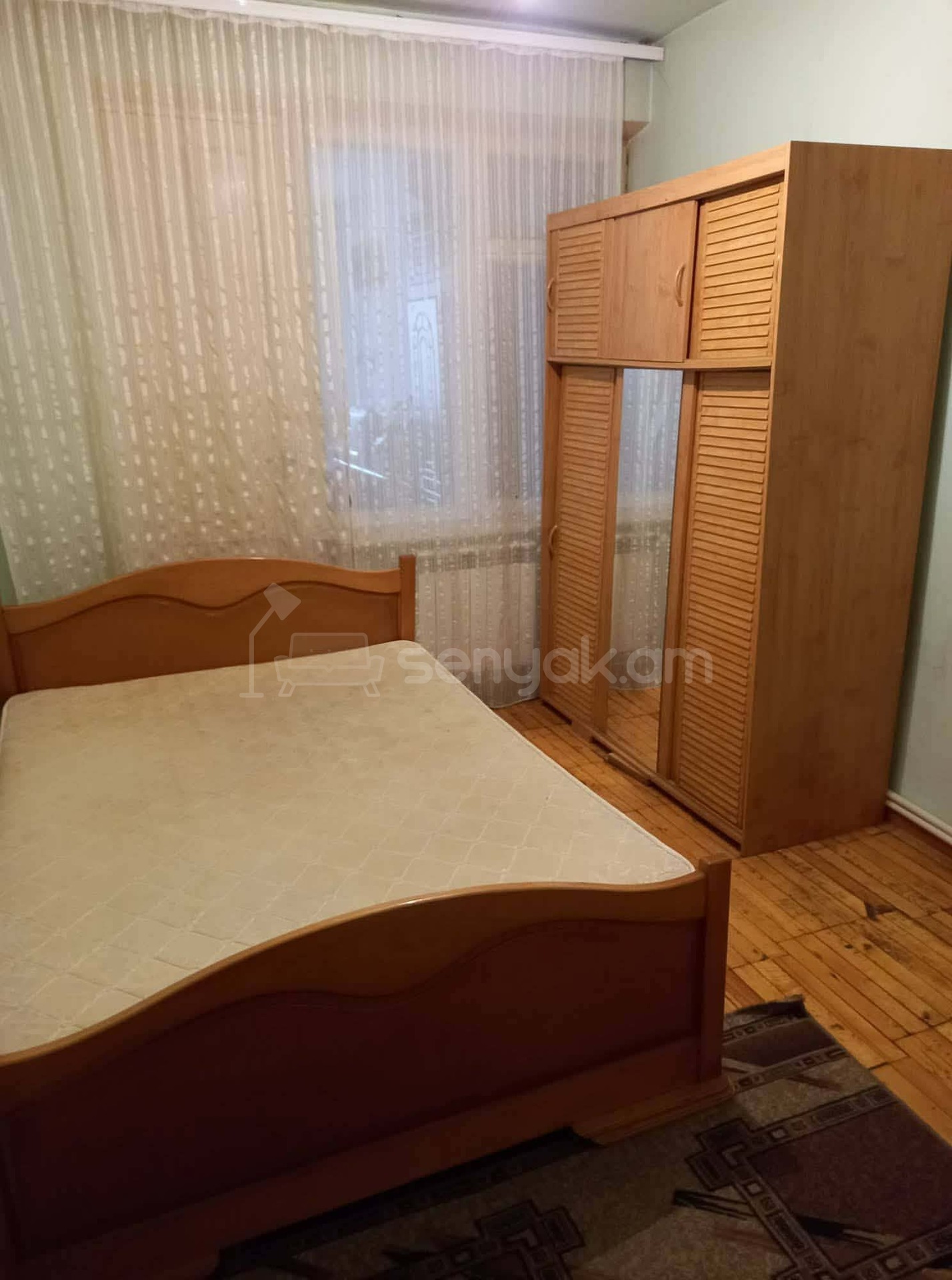 5 Սենյականոց Բնակարան Քարե Շենքում, 106քմ, 2/5 հարկ, Նորմալ Վիճակում