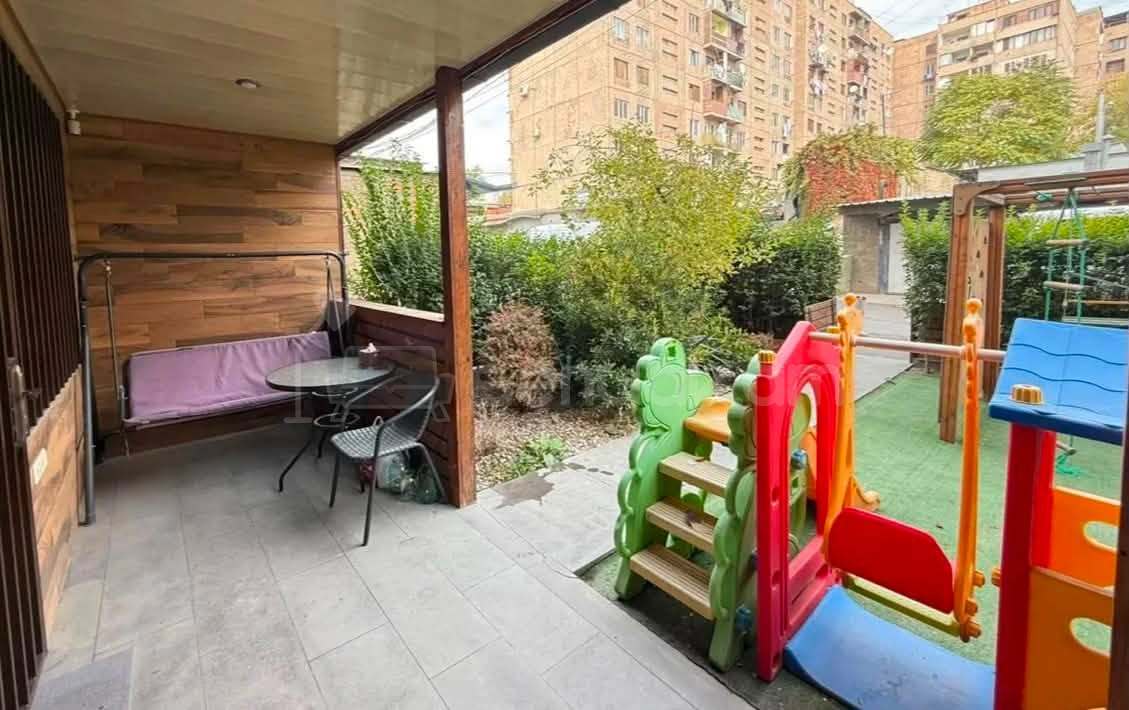3 Սենյականոց Բնակարան, 74քմ, 1/9 հարկ, Կապիտալ Վերանորոգված