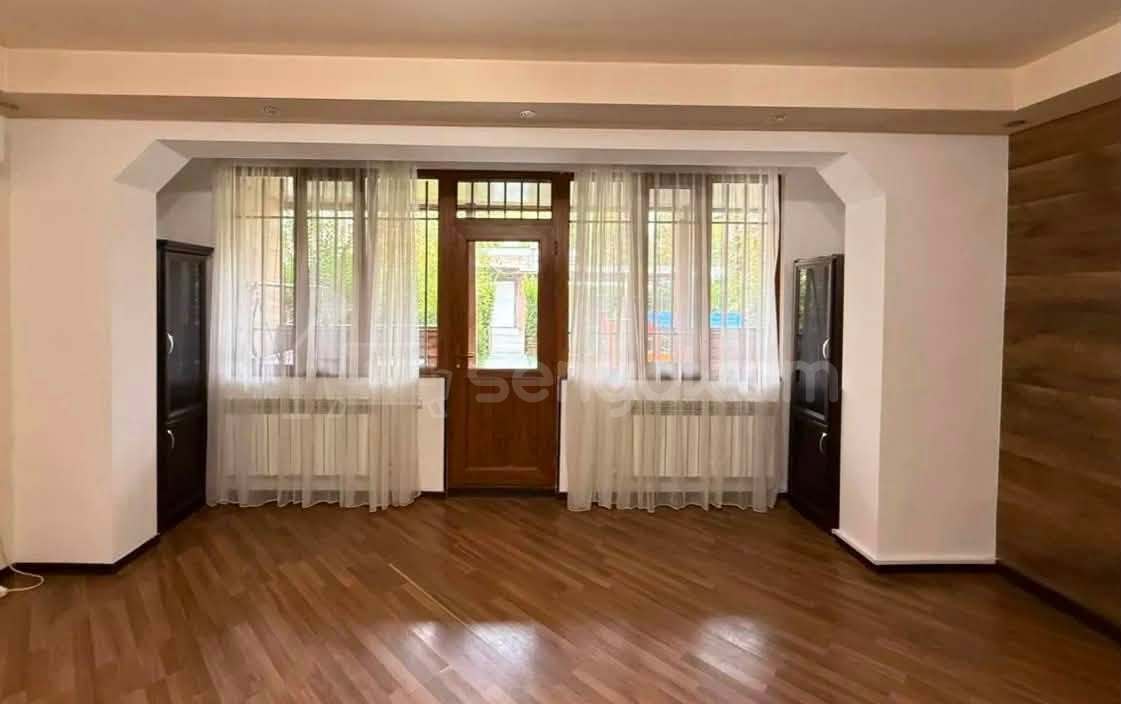 3 Սենյականոց Բնակարան, 74քմ, 1/9 հարկ, Կապիտալ Վերանորոգված