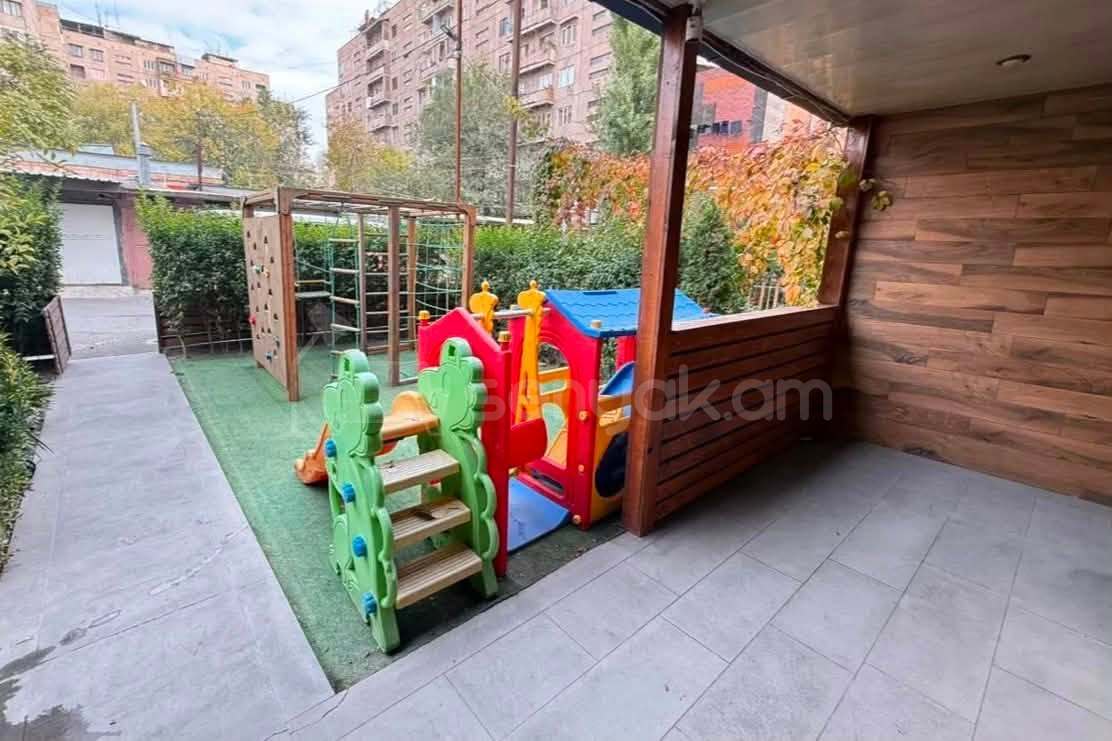 3 Սենյականոց Բնակարան, 74քմ, 1/9 հարկ, Կապիտալ Վերանորոգված