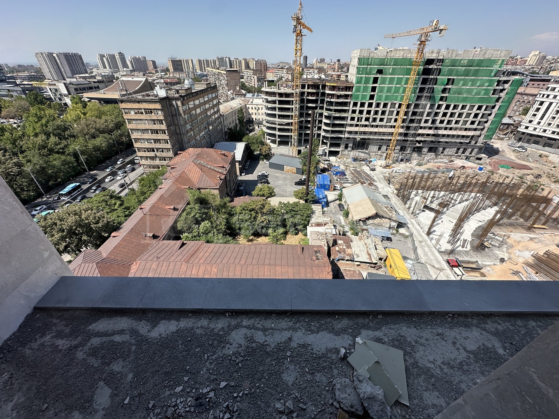 2 Սենյականոց Բնակարան Նորակառույցում, 84քմ, 13/17 հարկ, Զրոյական Վիճակում