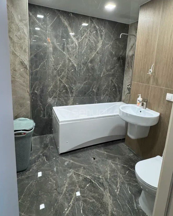 3 Սենյականոց Բնակարան Նորակառույցում, 111քմ, 11/12 հարկ, Կապիտալ Վերանորոգված