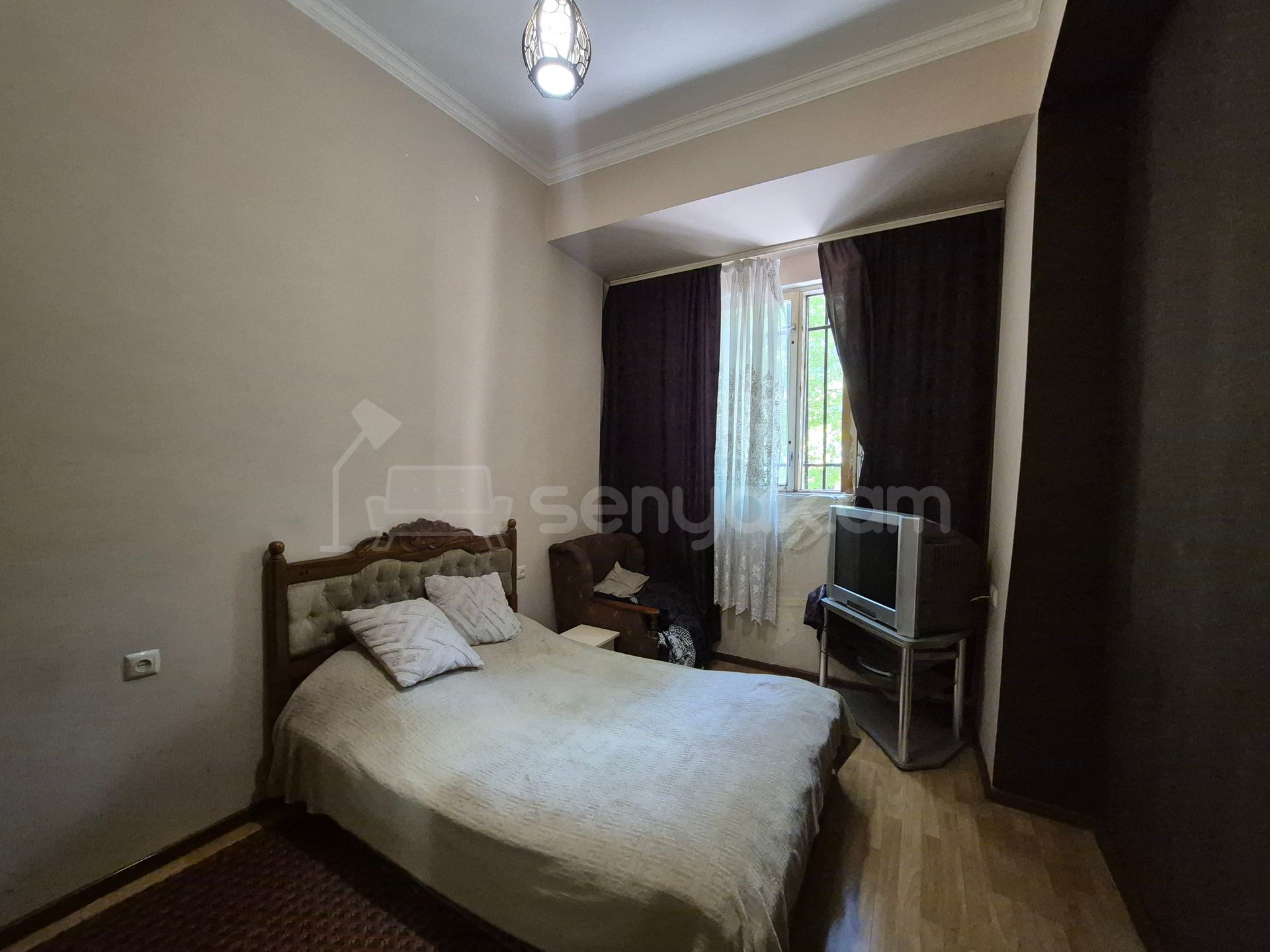 3 Սենյականոց Բնակարան Քարե Շենքում, 59քմ, 1/5 հարկ, Կոսմետիկ Վերանորոգված