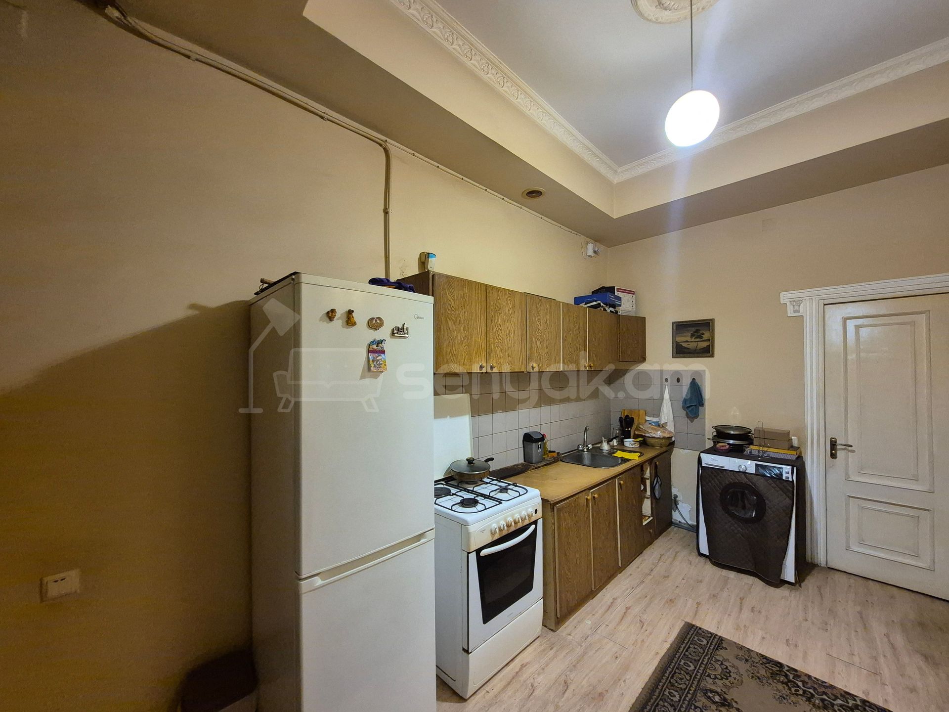 3 Սենյականոց Բնակարան Քարե Շենքում, 59քմ, 1/5 հարկ, Կոսմետիկ Վերանորոգված