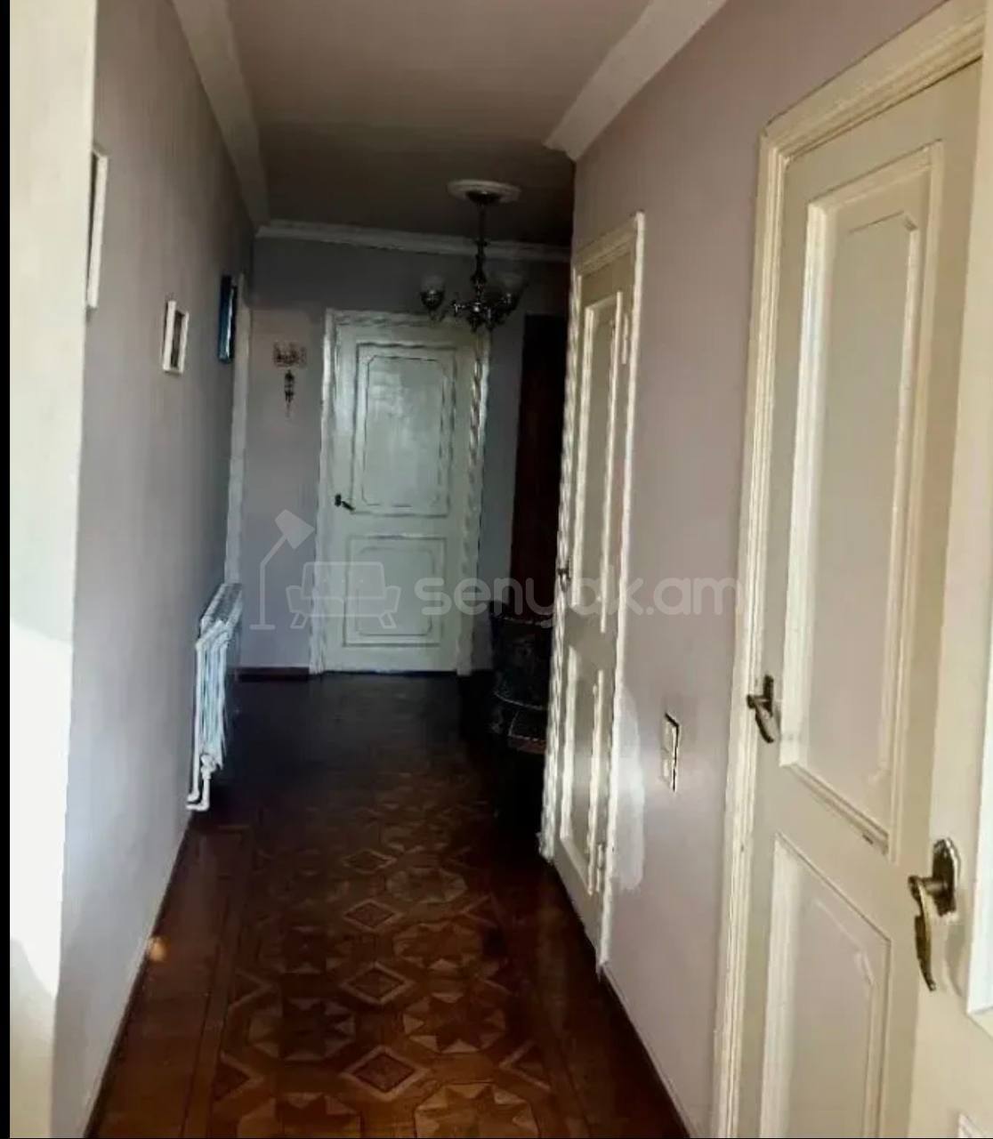 3 Սենյականոց Բնակարան Քարե Շենքում, 73քմ, 4/4 հարկ, Կապիտալ Վերանորոգված
