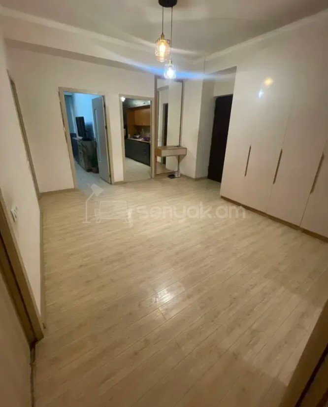 3 Սենյականոց Բնակարան Նորակառույցում, 83քմ, 2/8 հարկ, Նորմալ Վիճակում