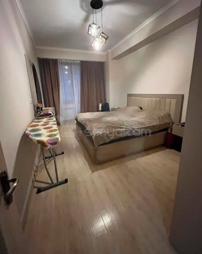 3 Սենյականոց Բնակարան Նորակառույցում, 83քմ, 2/8 հարկ, Նորմալ Վիճակում