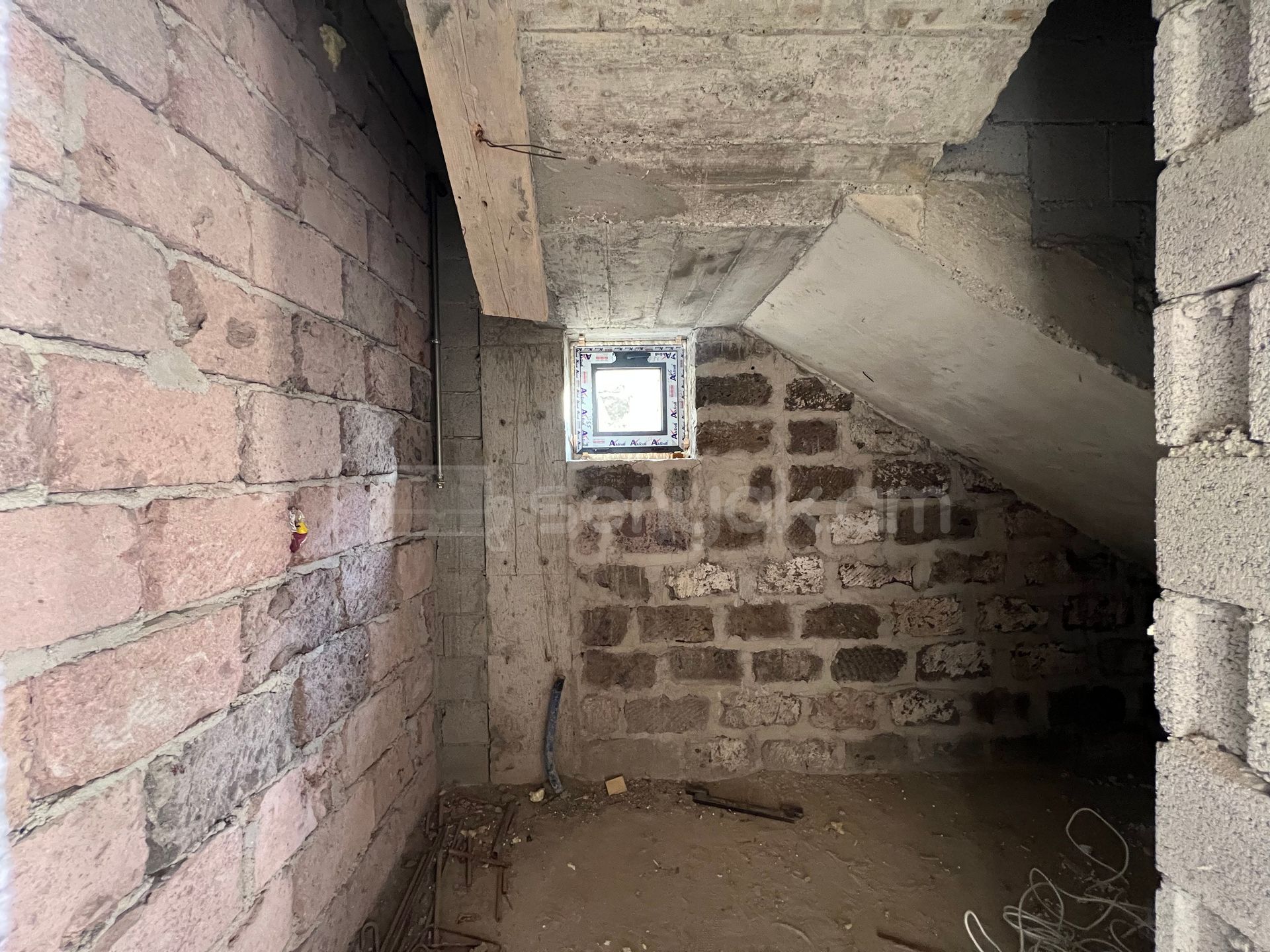 6 Սենյականոց Սեփական Տուն, 255քմ
