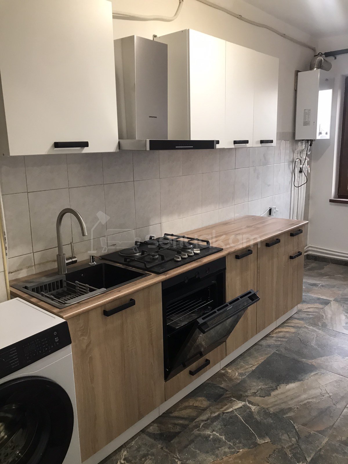 3 Սենյականոց Բնակարան, 80քմ, 7/9 հարկ, Կապիտալ Վերանորոգված, Կահավորված, Արևկող