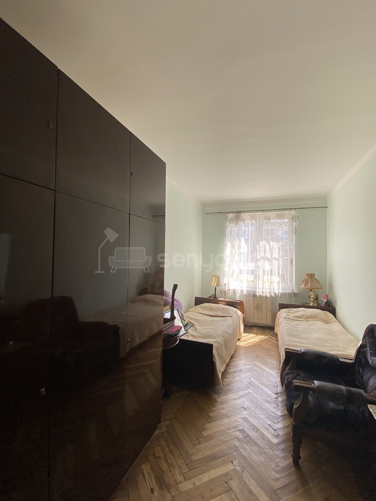 2 Սենյականոց Բնակարան Քարե Շենքում, 70քմ, 1/5 հարկ, Կոսմետիկ Վերանորոգված, Կահավորված, Արևկող