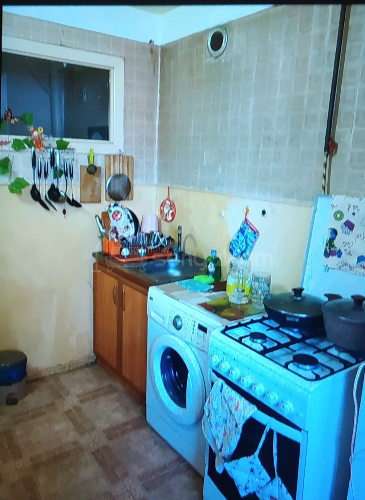 2 Սենյականոց Բնակարան Քարե Շենքում, 70քմ, 1/5 հարկ, Կոսմետիկ Վերանորոգված, Կահավորված, Արևկող