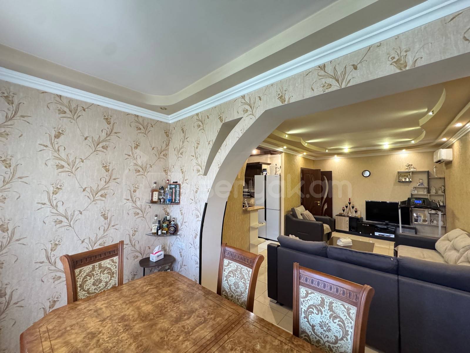 3 Սենյականոց Բնակարան, 82քմ, 6/9 հարկ, Կապիտալ Վերանորոգված