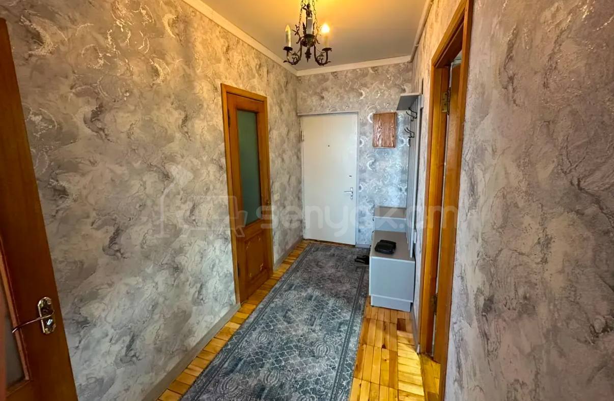 2 Սենյականոց Բնակարան Քարե Շենքում, 52քմ, 3/7 հարկ, Նորմալ Վիճակում, Կահավորված
