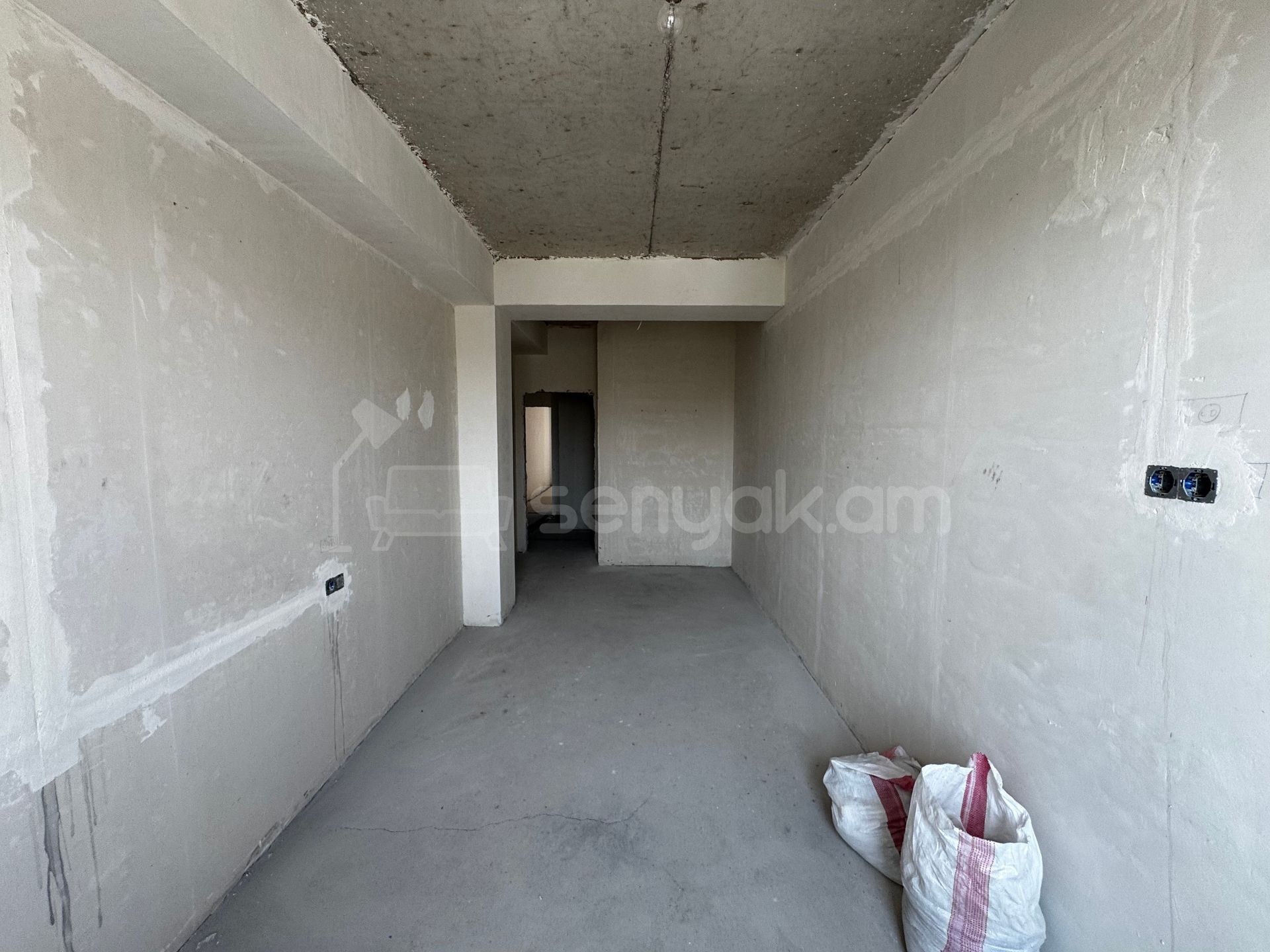 3 Սենյականոց Բնակարան Նորակառույցում, 83քմ, 8/18 հարկ, Զրոյական Վիճակում