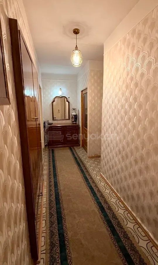 3 Սենյականոց Բնակարան Քարե Շենքում, 107քմ, 2/5 հարկ, Կապիտալ Վերանորոգված