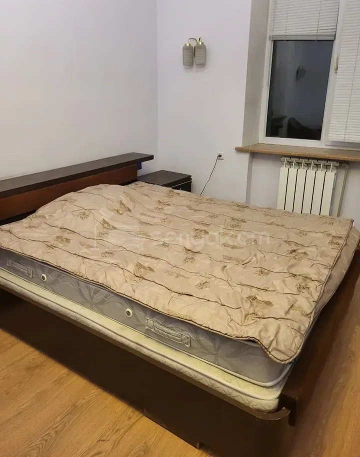 3 Սենյականոց Բնակարան Քարե Շենքում, 95քմ, 3/4 հարկ, Կապիտալ Վերանորոգված, Կահավորված