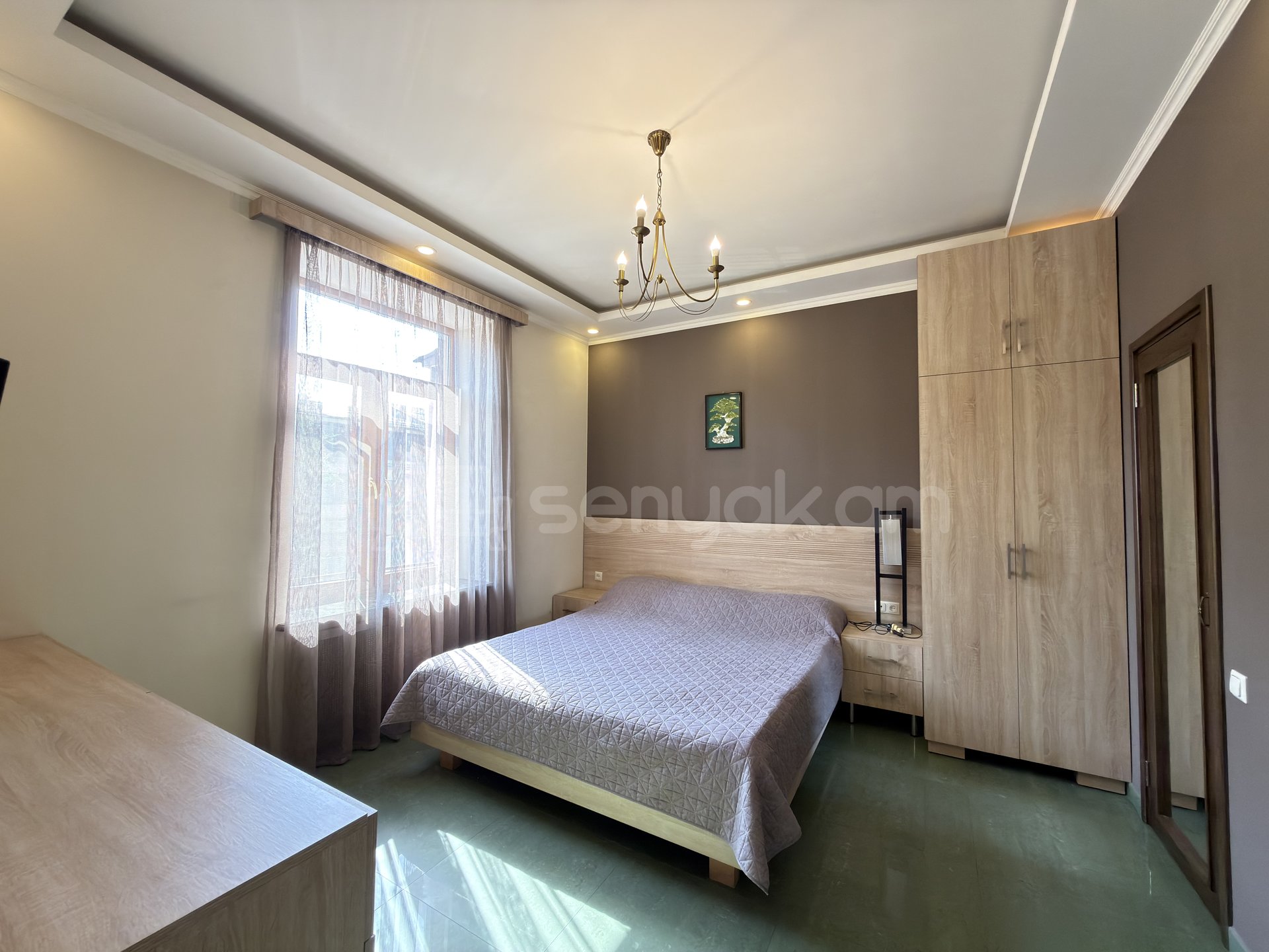 2 Սենյականոց Բնակարան Քարե Շենքում, 68քմ, 3/5 հարկ, Կապիտալ Վերանորոգված, Կահավորված, Արևկող