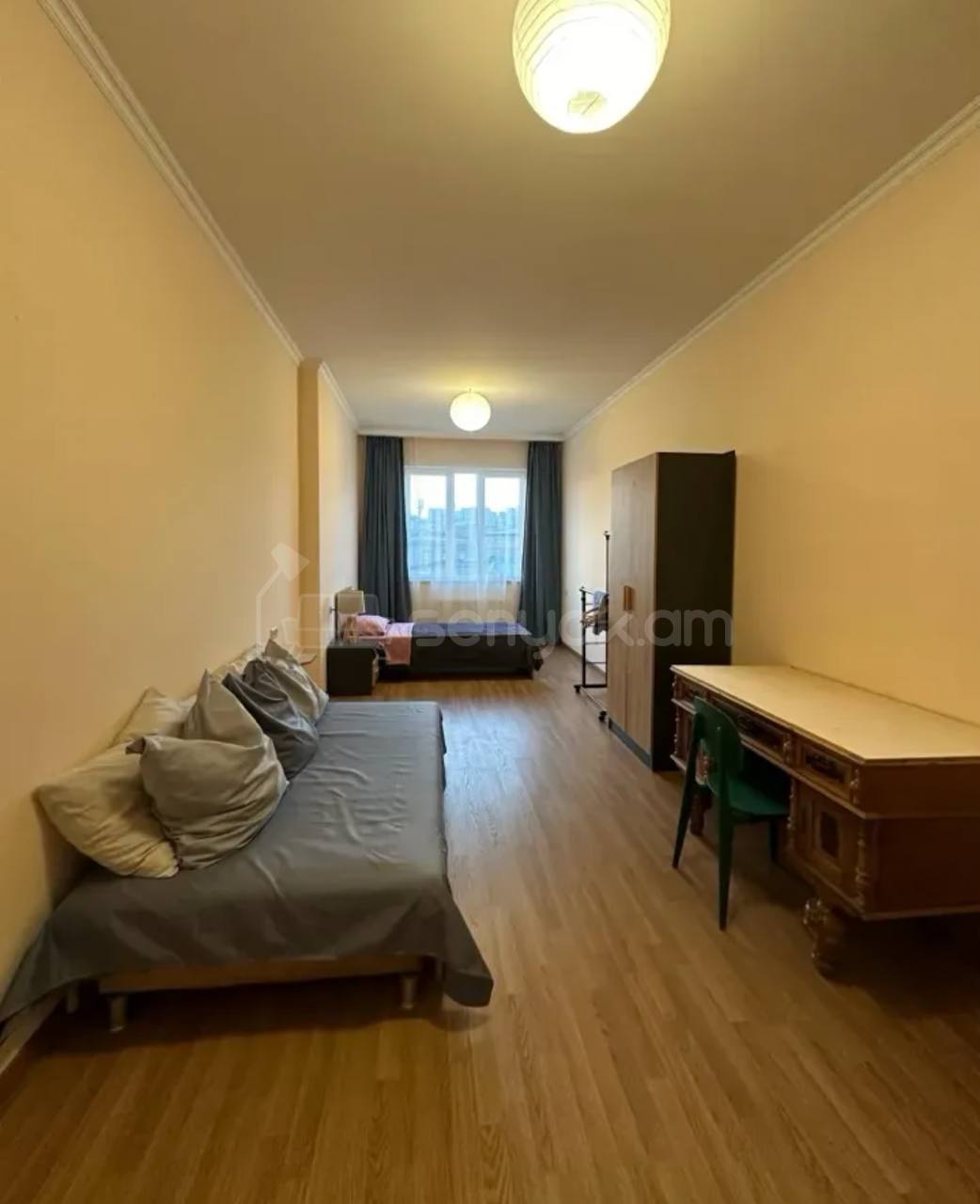 3 Սենյականոց Բնակարան Քարե Շենքում, 128քմ, 6/6 հարկ, Կապիտալ Վերանորոգված
