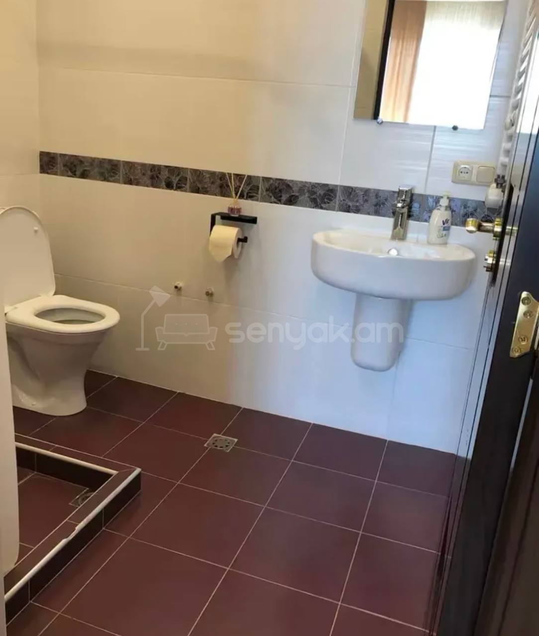 3 Սենյականոց Բնակարան, 128քմ, 6/6 հարկ, Կոսմետիկ Վերանորոգված