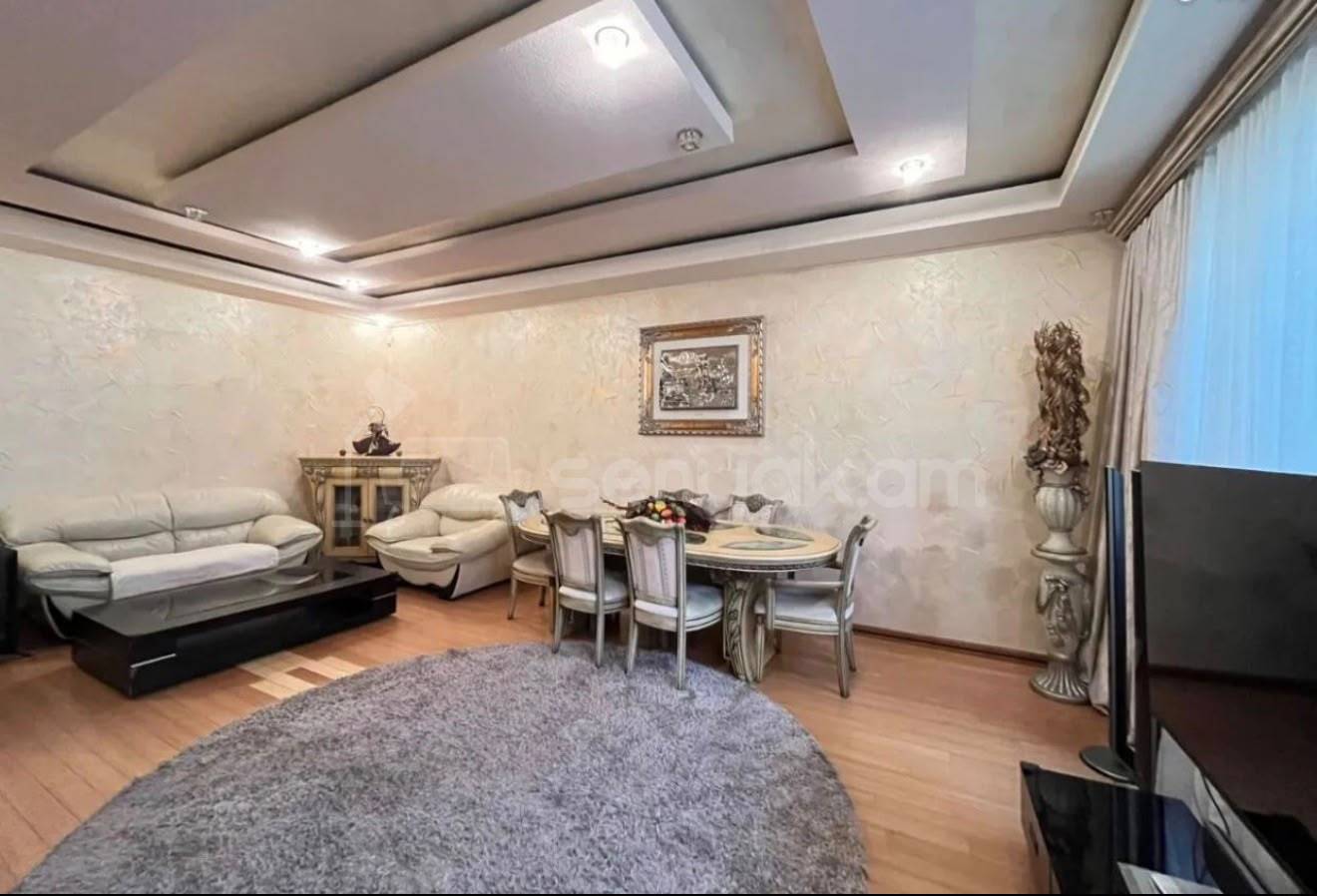 5 Սենյականոց Շքեղ Առանձնատուն, 307քմ, Լողավազանով, Ավտոտնակով
