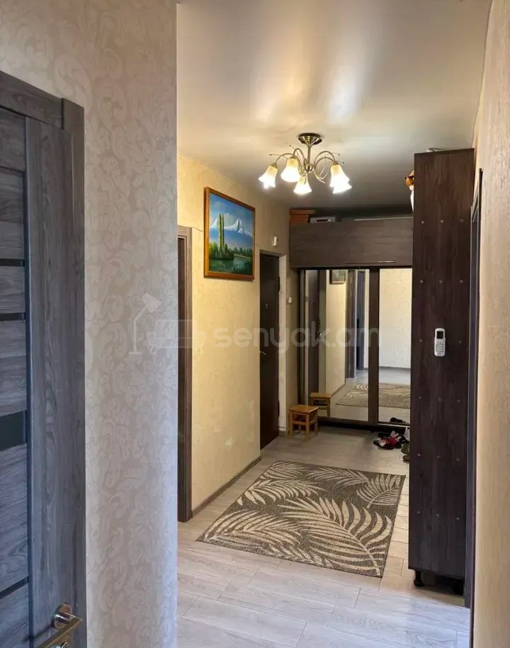 3 Սենյականոց Բնակարան, 78քմ, 5/9 հարկ, Կապիտալ Վերանորոգված