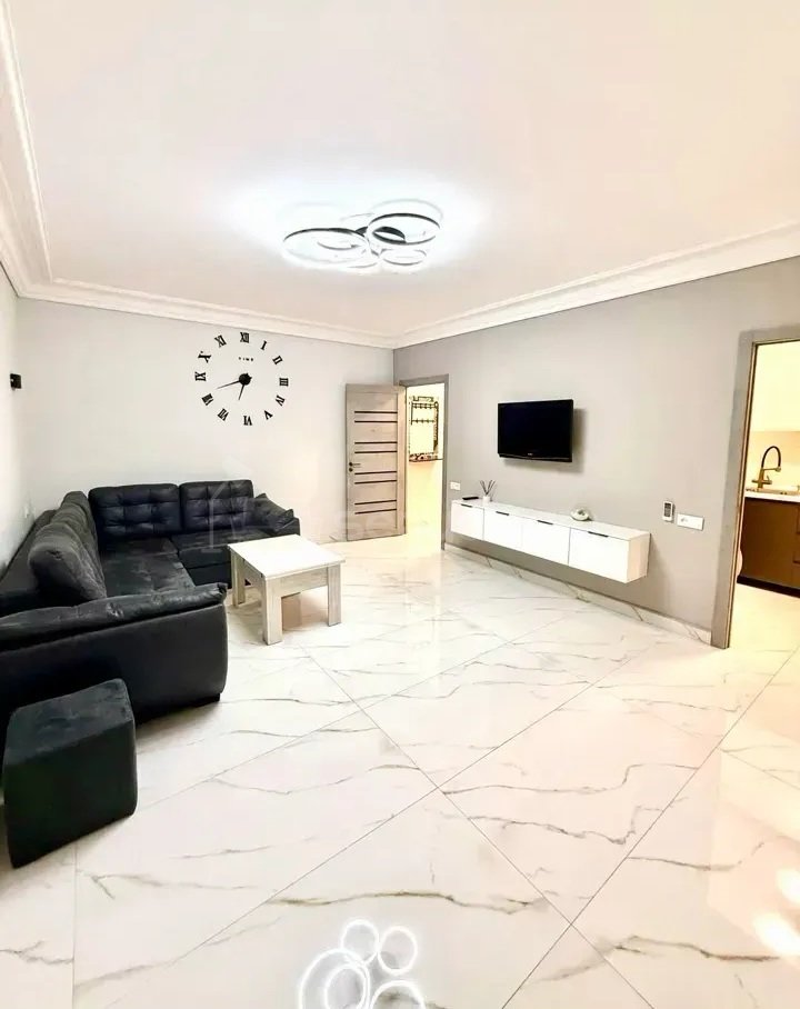 3 Սենյականոց Բնակարան Քարե Շենքում, 50քմ, 1/5 հարկ, Կապիտալ Վերանորոգված, Կահավորված