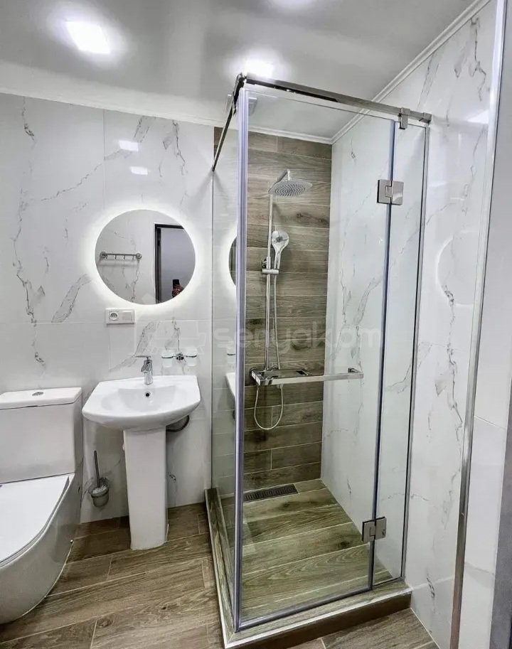 3 Սենյականոց Բնակարան Քարե Շենքում, 50քմ, 1/5 հարկ, Կապիտալ Վերանորոգված, Կահավորված