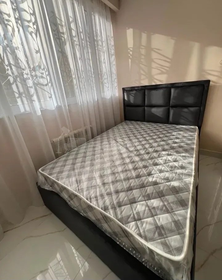 3 Սենյականոց Բնակարան Քարե Շենքում, 50քմ, 1/5 հարկ, Կապիտալ Վերանորոգված, Կահավորված