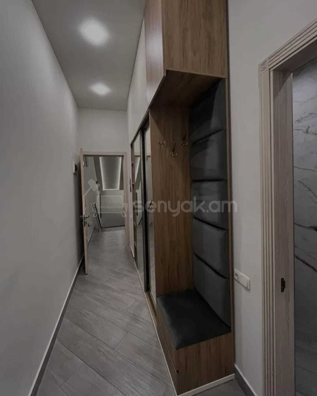 2 Սենյականոց Բնակարան Նորակառույցում, 67քմ, 2/3 հարկ, Դիզայներական Վերանորոգված, Կահավորված, Արևկող