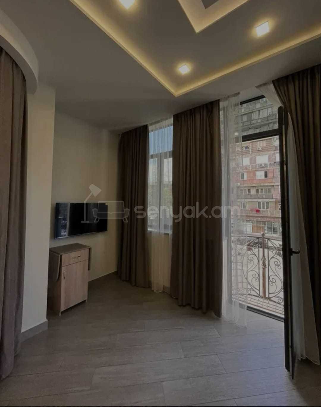 2 Սենյականոց Բնակարան Նորակառույցում, 67քմ, 2/3 հարկ, Դիզայներական Վերանորոգված, Կահավորված, Արևկող