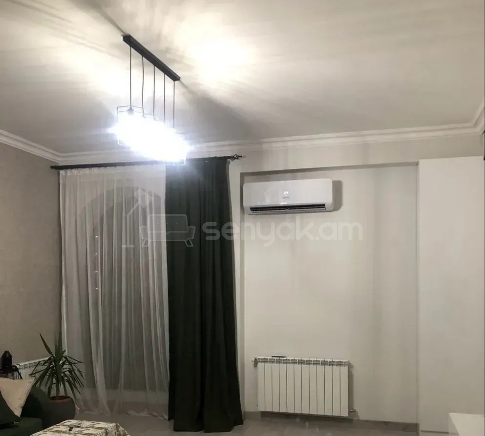 2 Սենյականոց Բնակարան Քարե Շենքում, 63քմ, 4/14 հարկ, Կապիտալ Վերանորոգված, Կահավորված