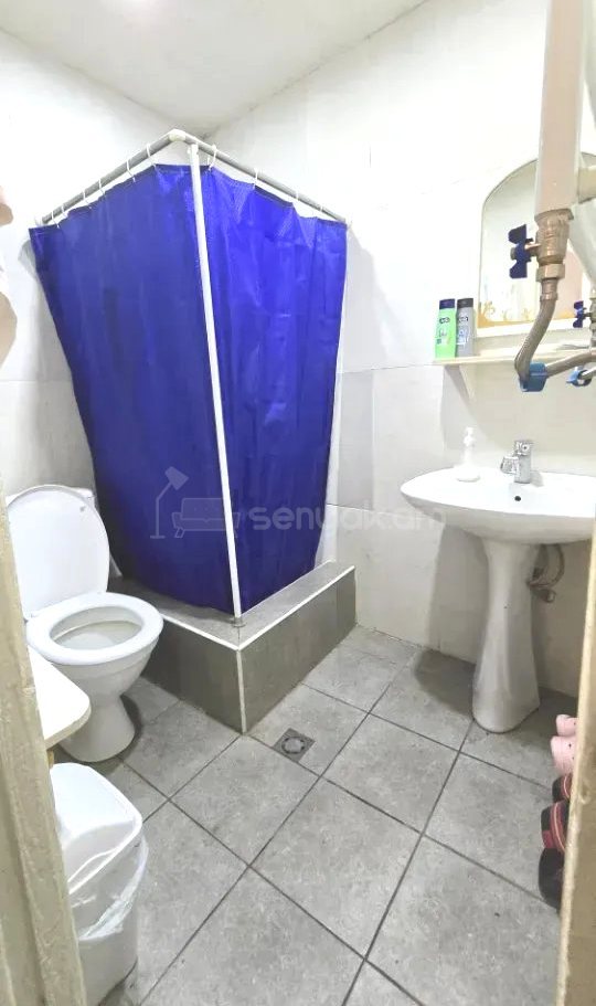 3 Սենյականոց Բնակարան Քարե Շենքում, 77քմ, 3/5 հարկ, Կոսմետիկ Վերանորոգված