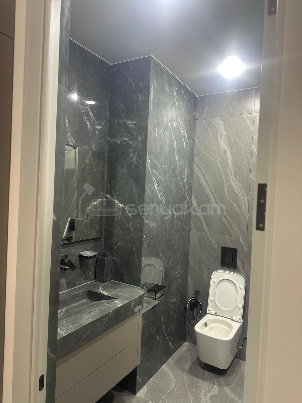 3 Սենյականոց Բնակարան Նորակառույցում, 77քմ, 12/15 հարկ, Կապիտալ Վերանորոգված, Կահավորված, Արևկող