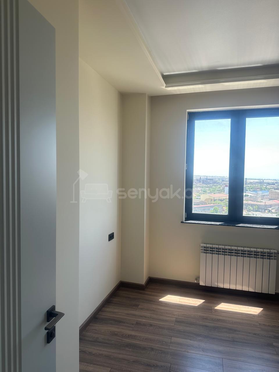 3 Սենյականոց Բնակարան Նորակառույցում, 77քմ, 12/15 հարկ, Կապիտալ Վերանորոգված, Կահավորված, Արևկող