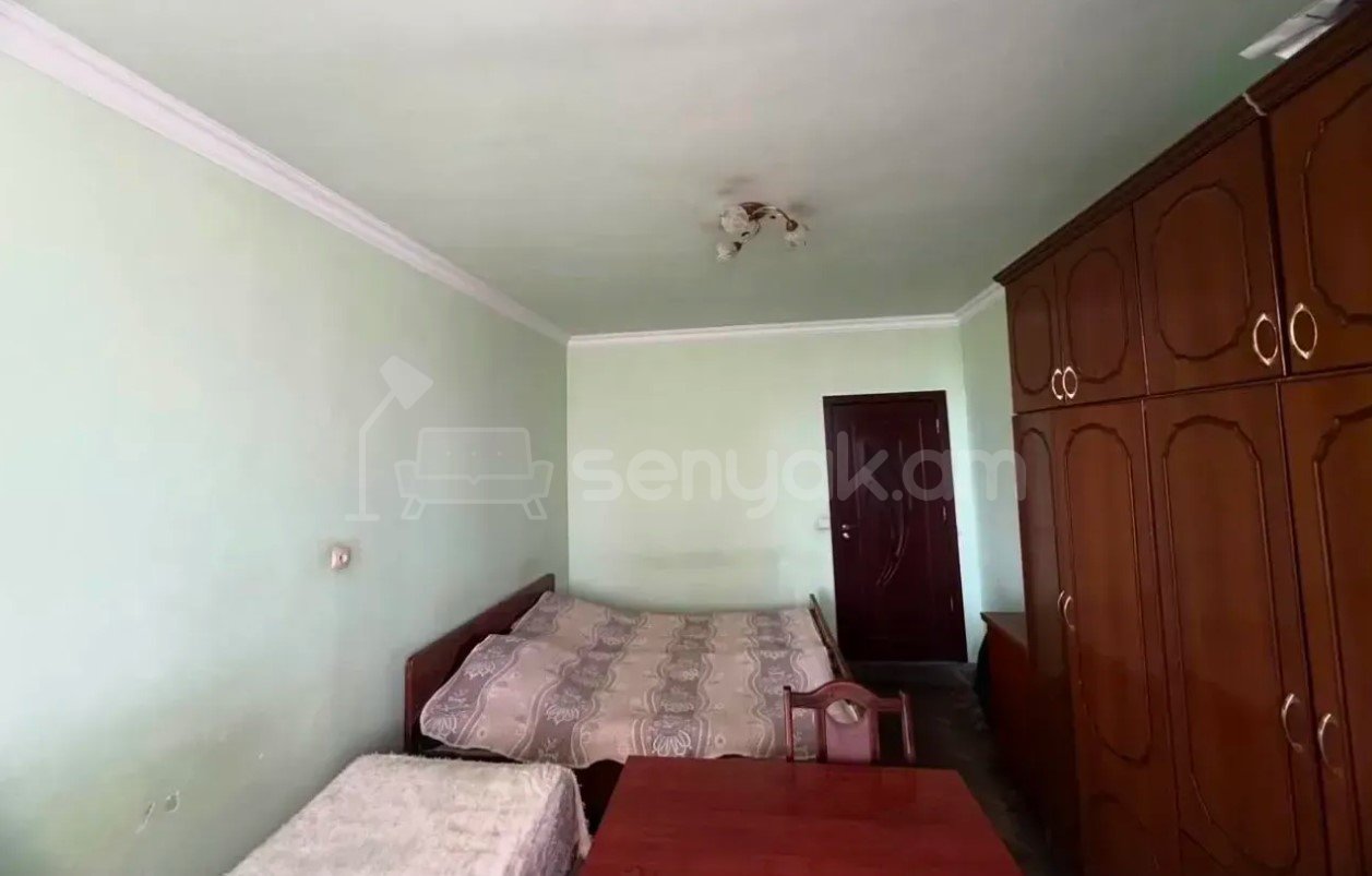 2 Սենյականոց Բնակարան Քարե Շենքում, 73քմ, 5/7 հարկ, Կոսմետիկ Վերանորոգված