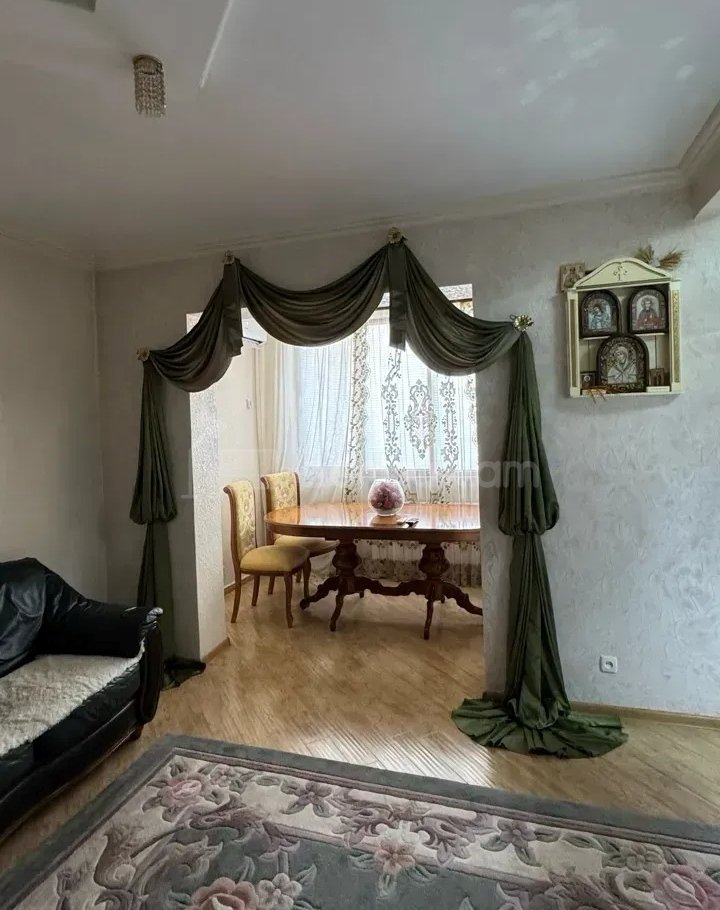 3 Սենյականոց Բնակարան Նորակառույցում, 82քմ, 6/11 հարկ, Պետական Վիճակում