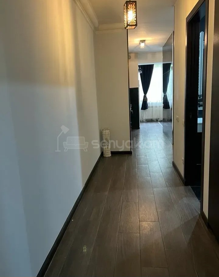 2 Սենյականոց Բնակարան Քարե Շենքում, 70քմ, 2/5 հարկ, Կապիտալ Վերանորոգված, Կահավորված