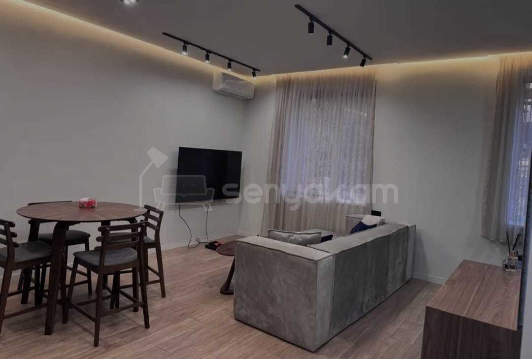 1 Սենյականոց Բնակարան Քարե Շենքում, 40քմ, 1/5 հարկ, Դիզայներական Վերանորոգված, Կահավորված