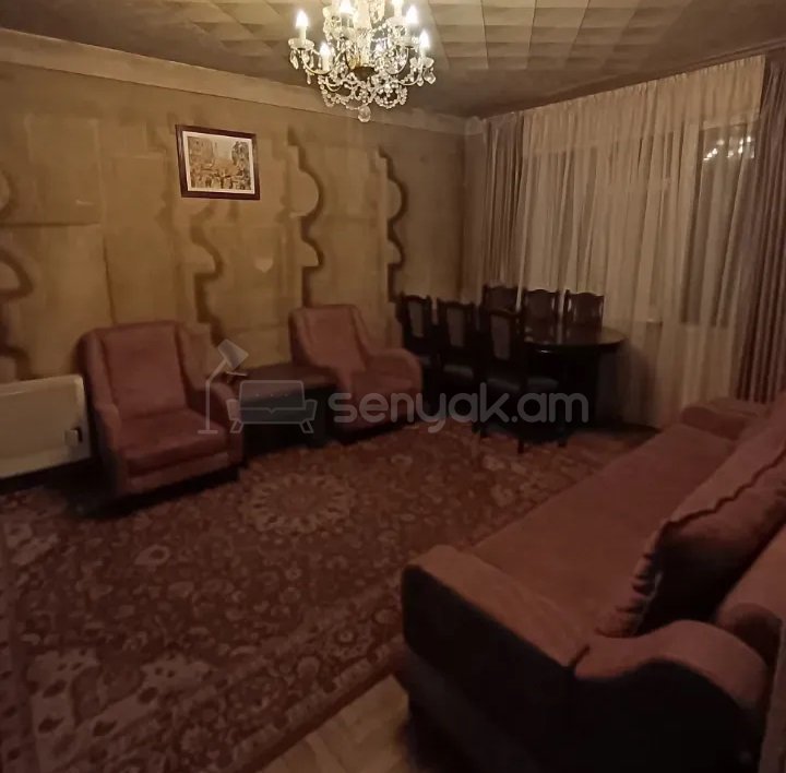 3 Սենյականոց Բնակարան, 80քմ, 8/9 հարկ, Պետական Վիճակում