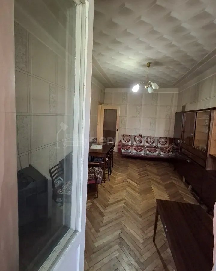 2 Սենյականոց Բնակարան Քարե Շենքում, 60քմ, 4/6 հարկ, Պետական Վիճակում