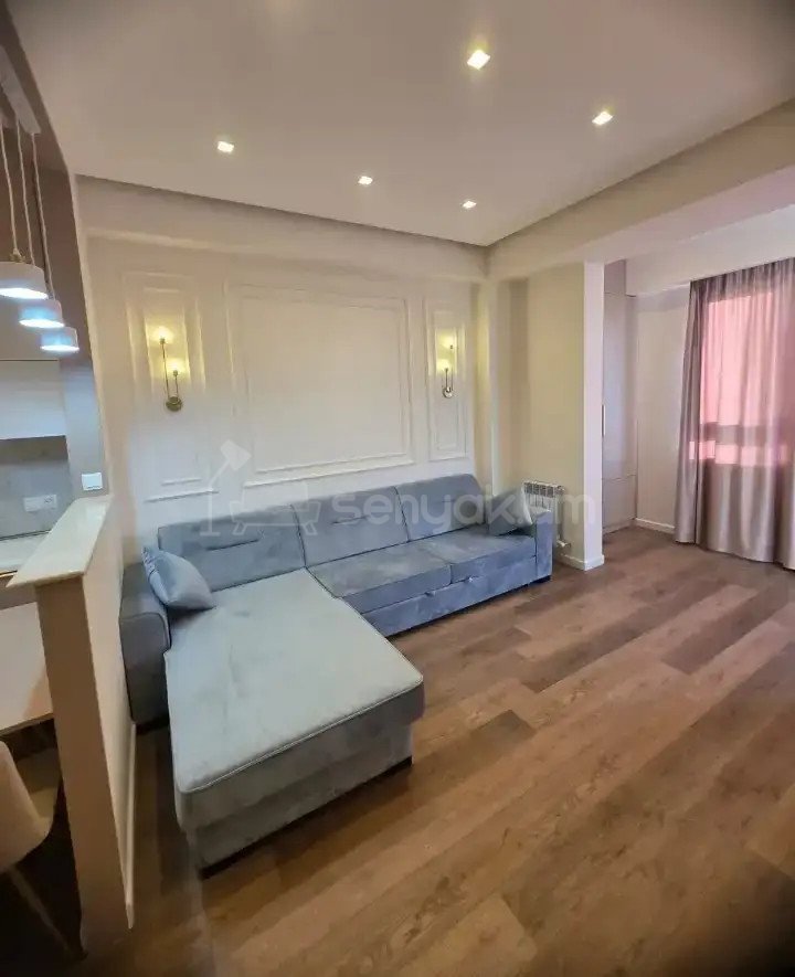 2 Սենյականոց Բնակարան Նորակառույցում, 60քմ, 10/18 հարկ, Դիզայներական Վերանորոգված, Կահավորված