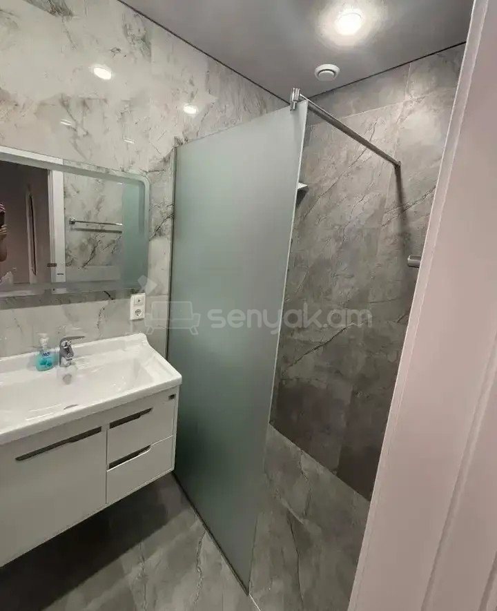 3 Սենյականոց Բնակարան Նորակառույցում, 100քմ, 9/12 հարկ, Դիզայներական Վերանորոգված, Կահավորված