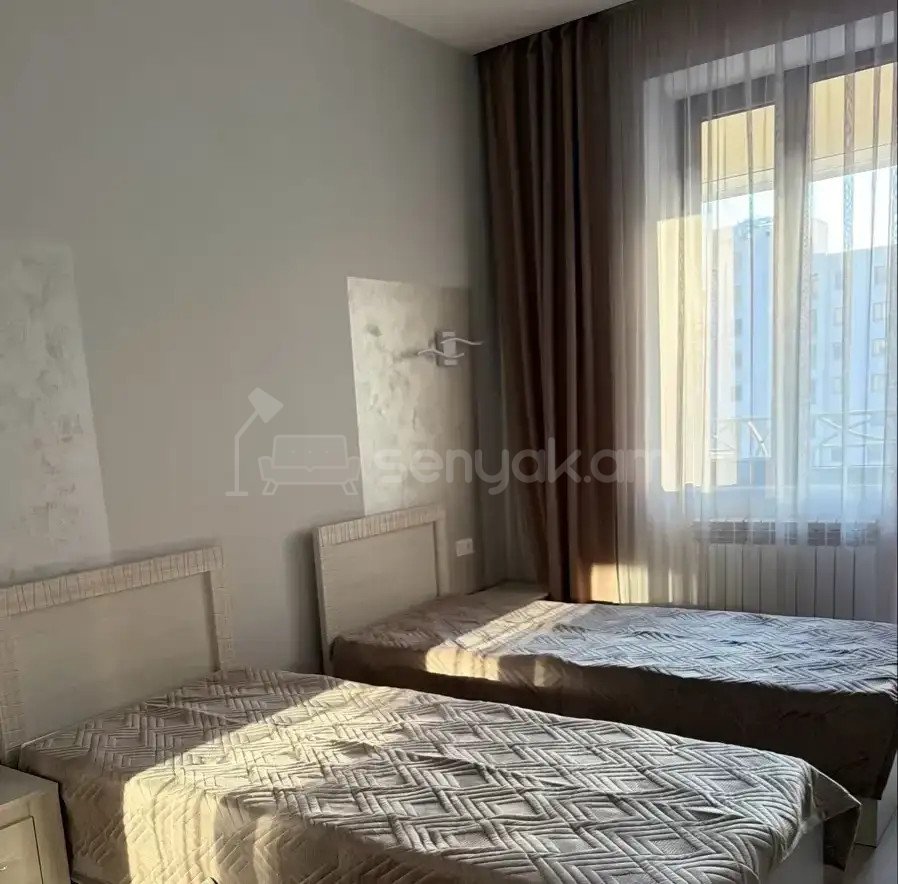 3 Սենյականոց Բնակարան Նորակառույցում, 100քմ, 9/12 հարկ, Դիզայներական Վերանորոգված, Կահավորված