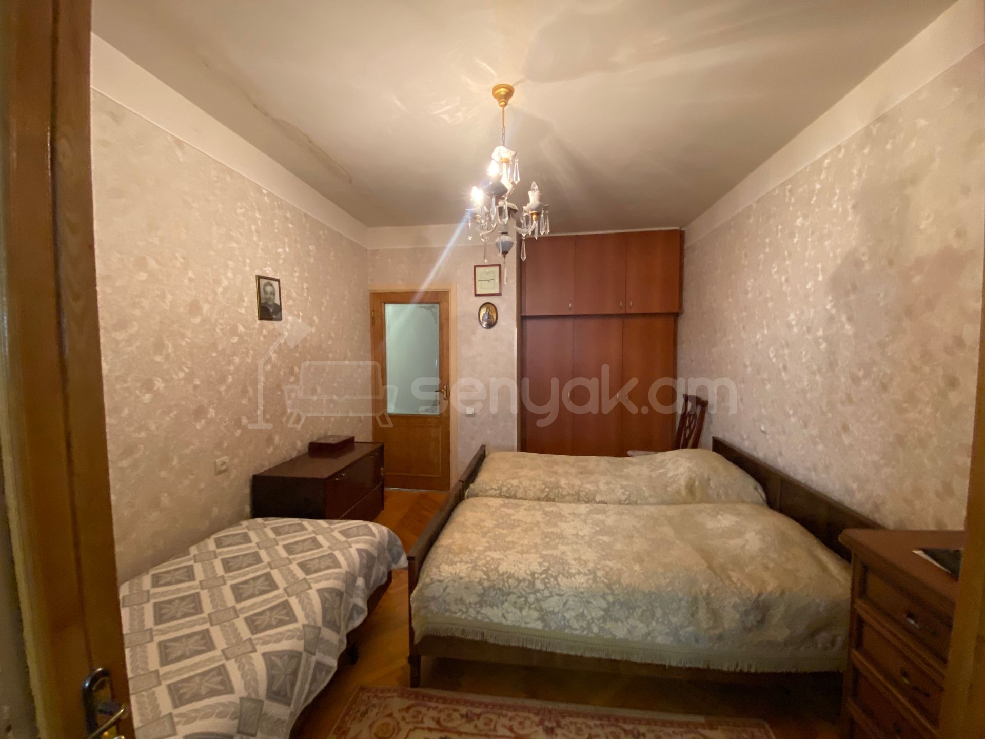 3 Սենյականոց Բնակարան Քարե Շենքում, 107քմ, 2/5 հարկ, Կոսմետիկ Վերանորոգված