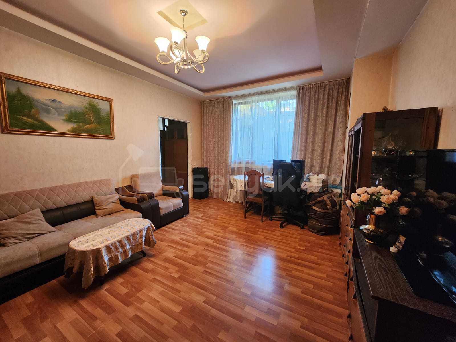 4 Սենյականոց Սեփական Տուն, 120քմ, Նորմալ Վիճակում