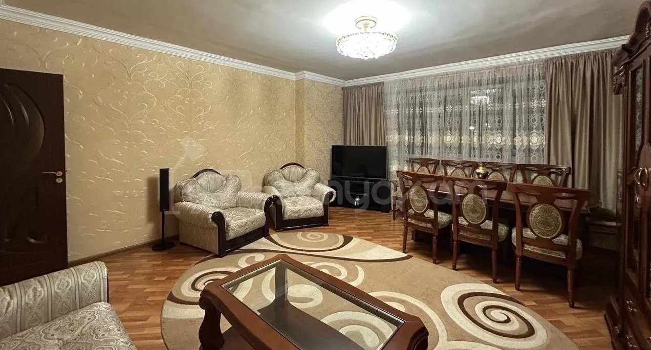4 Սենյականոց Բնակարան, 90քմ, 1/9 հարկ, Կապիտալ Վերանորոգված