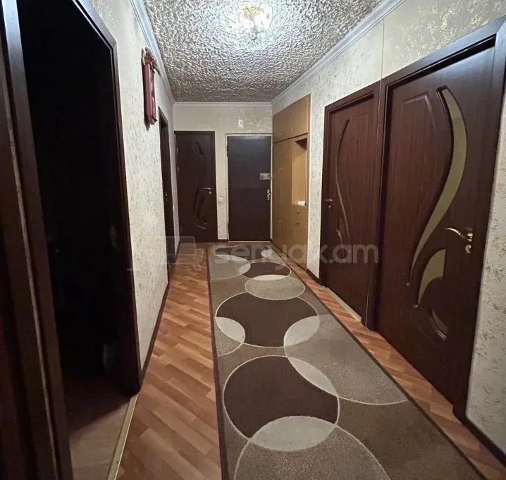 4 Սենյականոց Բնակարան, 90քմ, 1/9 հարկ, Կապիտալ Վերանորոգված